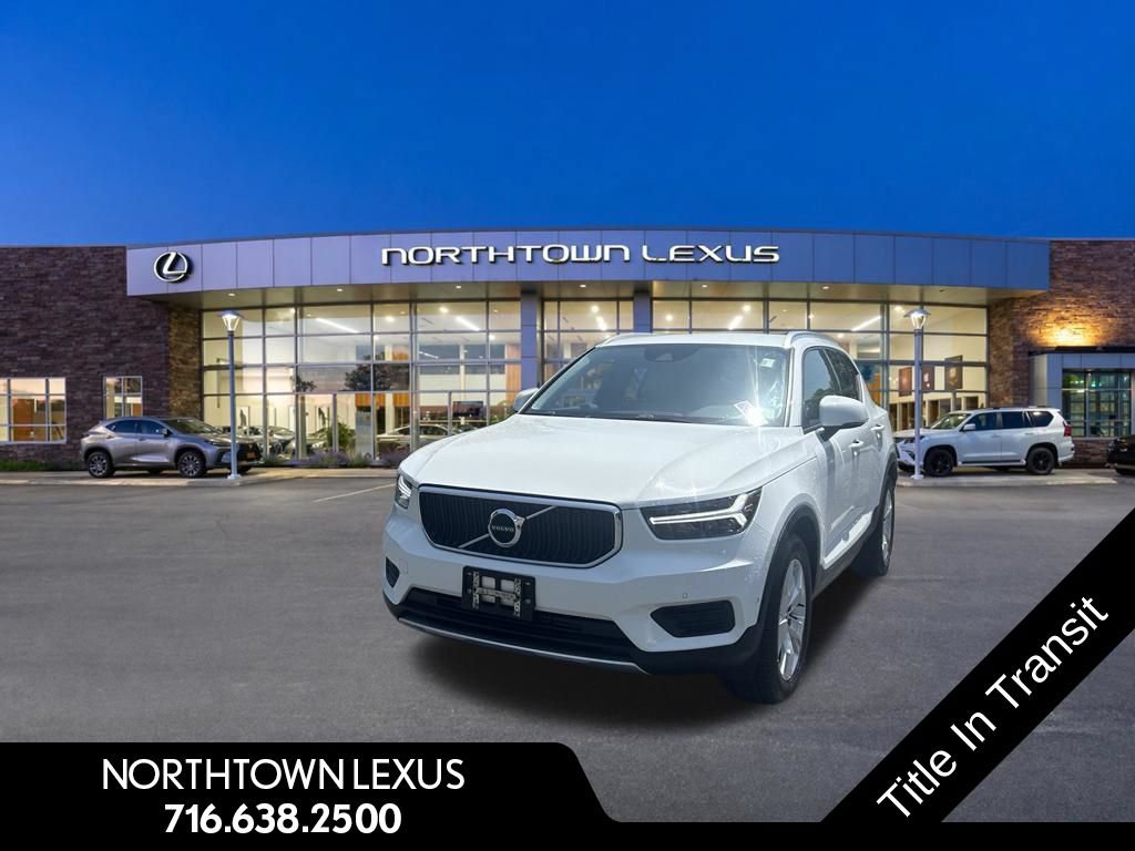 Used 2019 Volvo XC40 T5 Momentum AWD/4WD image 1