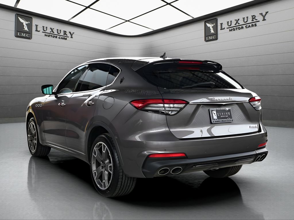 Used 2023 Maserati Levante Modena image 6