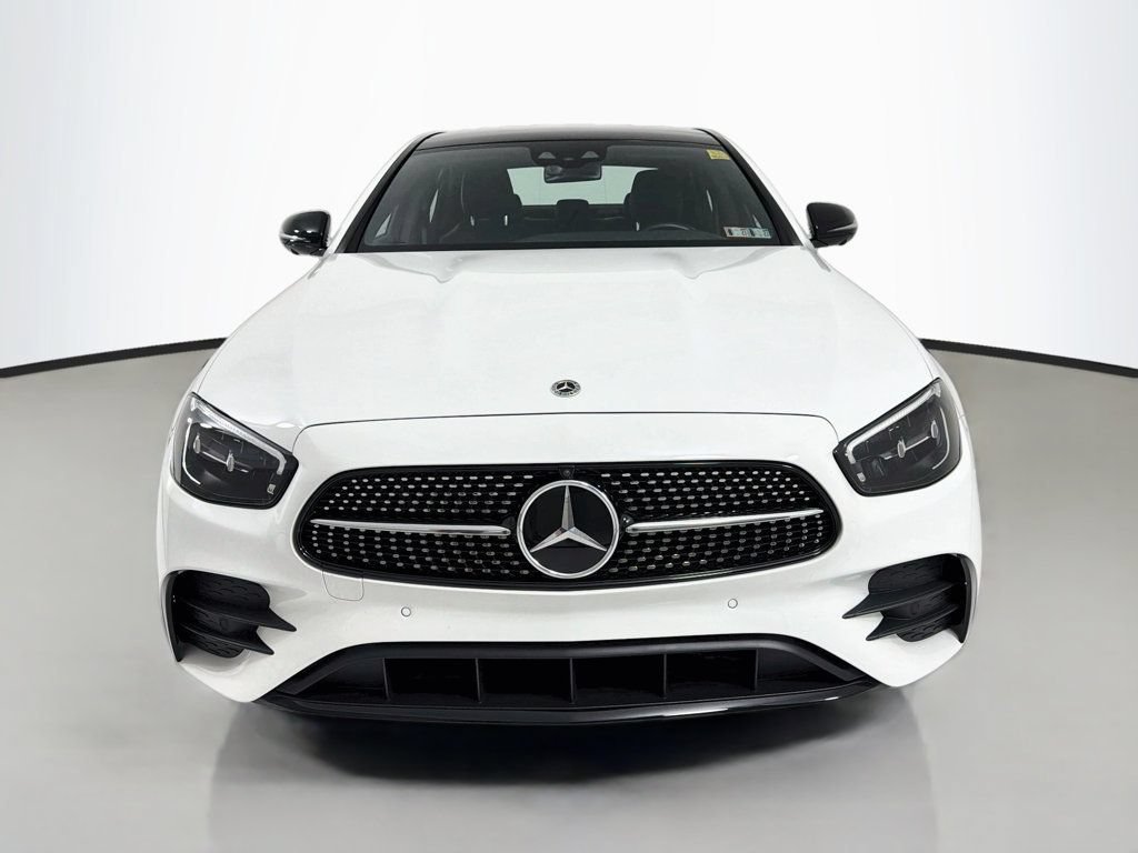Used 2023 Mercedes-Benz E 350 4MATIC Sedan image 2