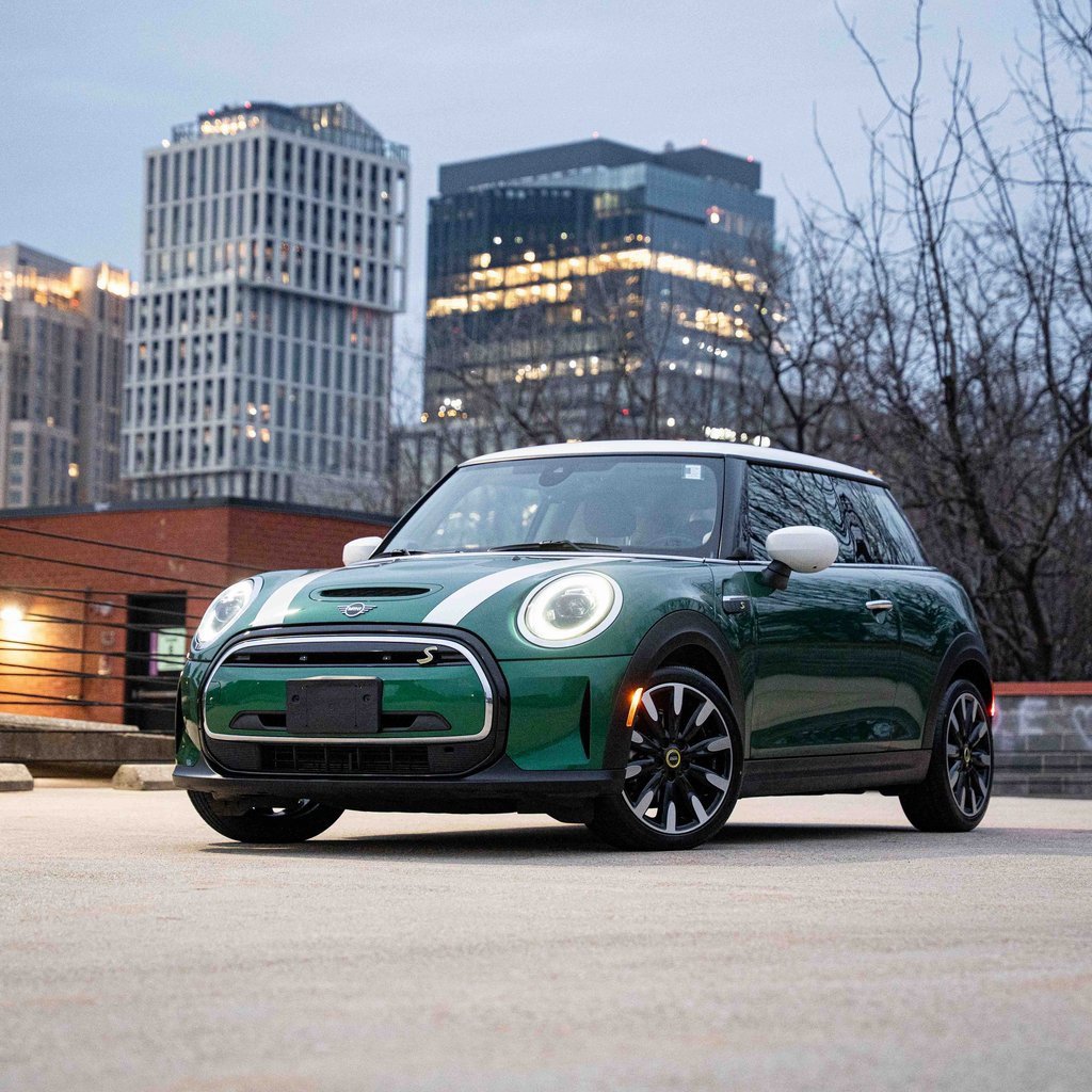 Used 2023 MINI Cooper SE image 1