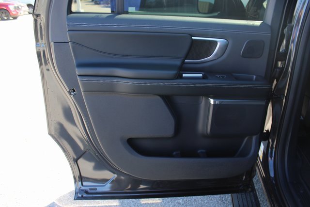 New 2025 Ford Expedition Max Platinum image 8