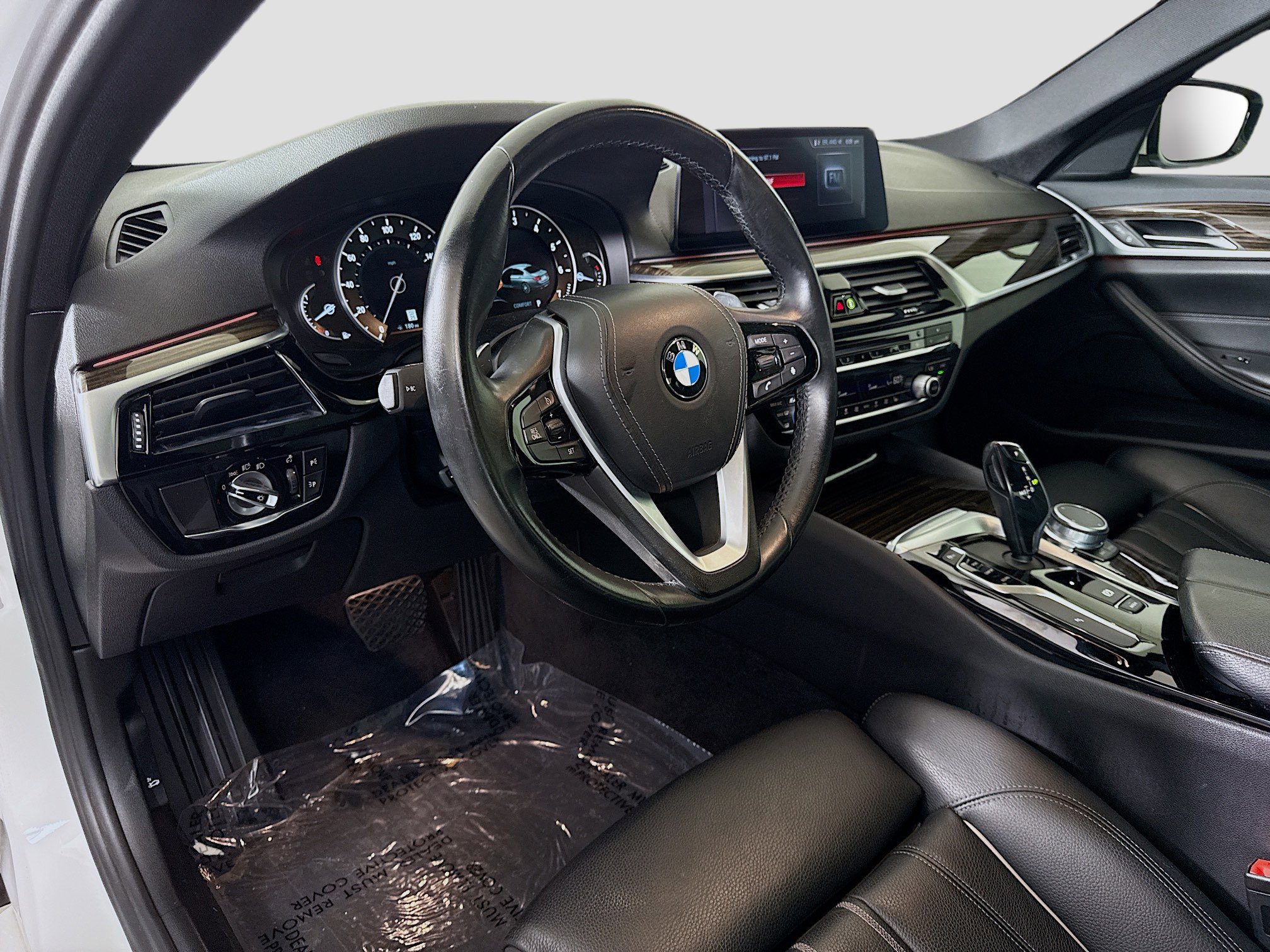Used 2019 BMW 530i w/ Convenience Package image 23