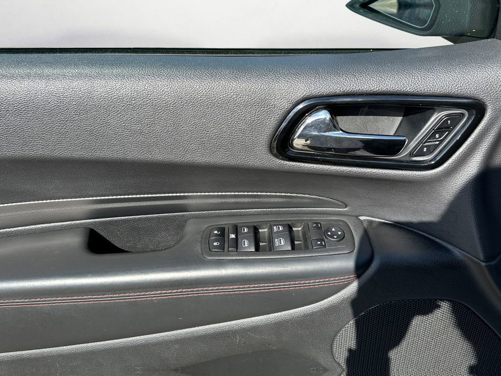 Used 2024 Dodge Durango GT image 23