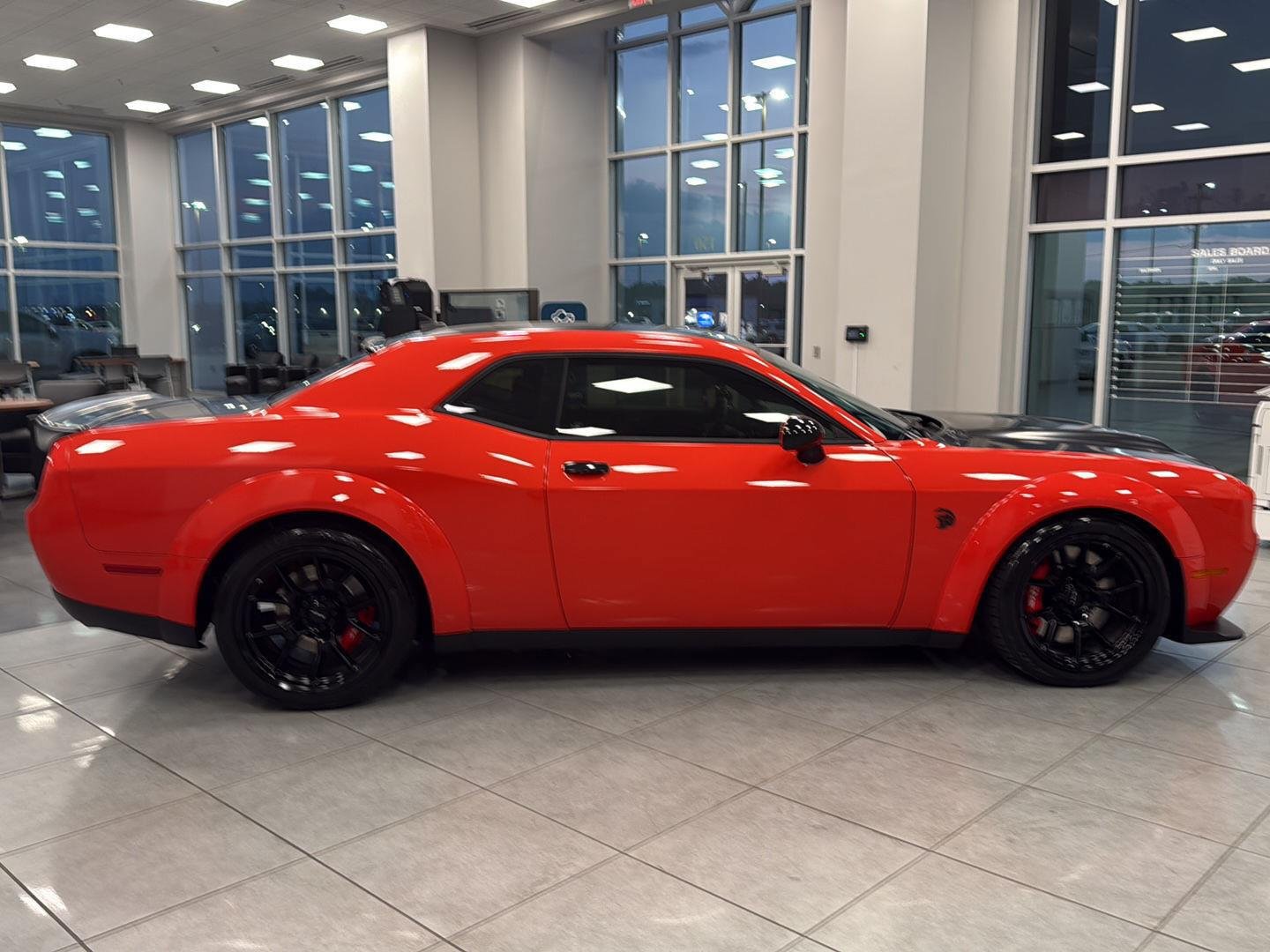 Used 2023 Dodge Challenger SRT Hellcat RWD image 7