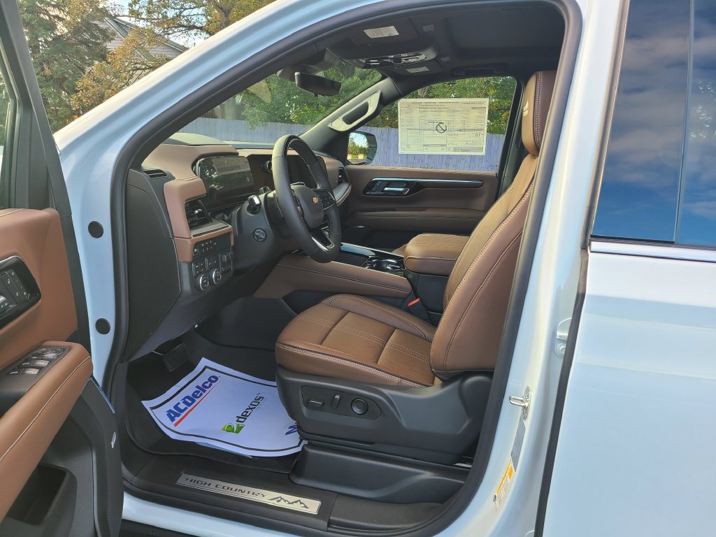 New 2027 Chevrolet Tahoe High Country AWD/4WD image 21