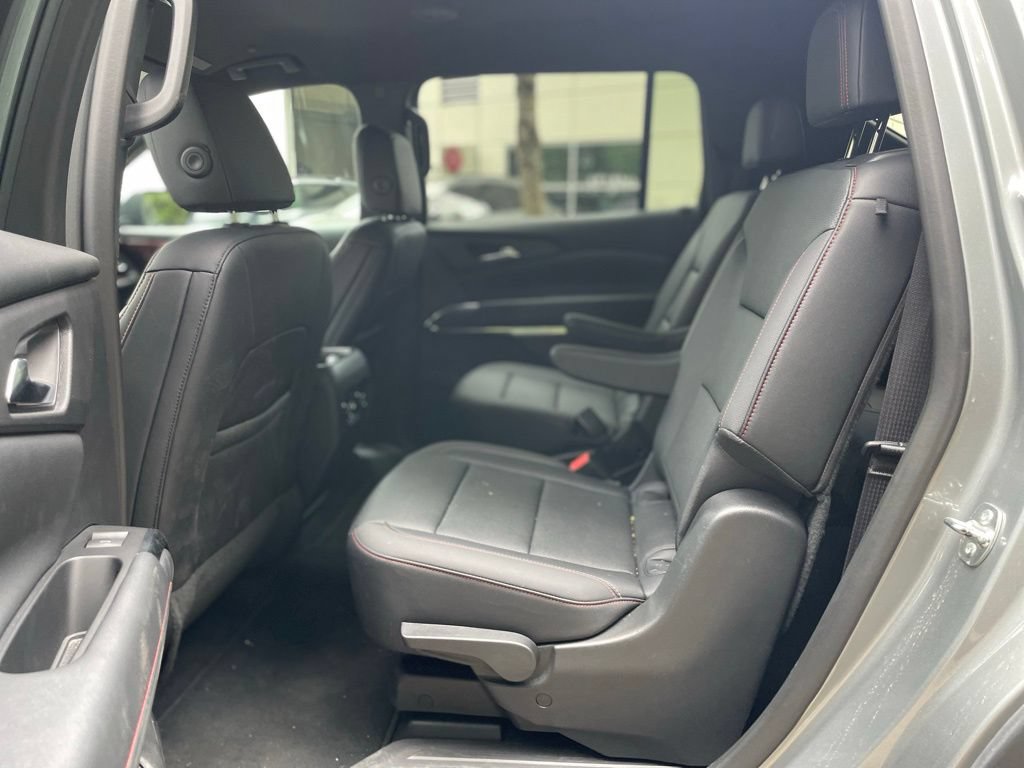 Used 2025 Chevrolet Traverse Z71 AWD/4WD image 20