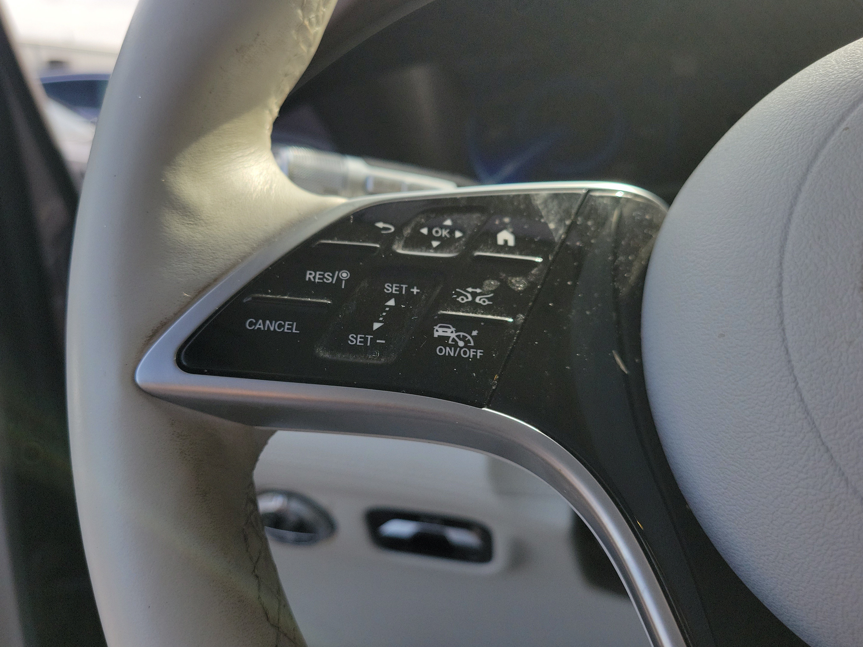 Certified 2024 Mercedes-Benz EQS 450+ SUV image 24