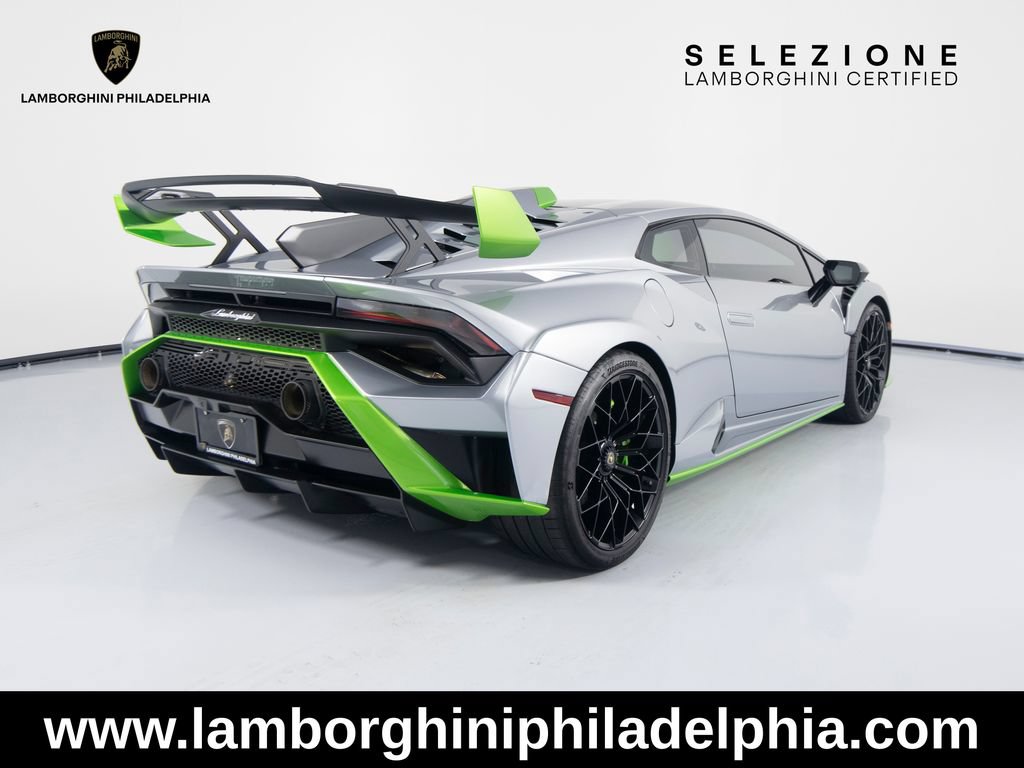 Used 2023 Lamborghini Huracan STO RWD image 5