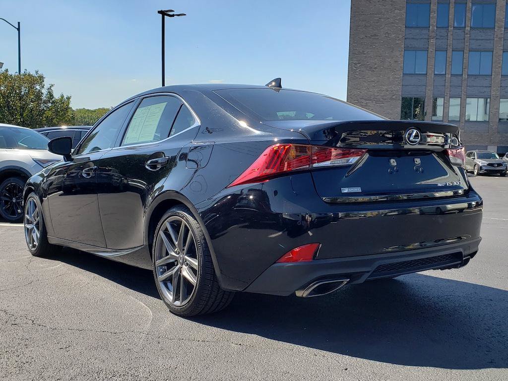 Used 2020 Lexus IS 300 F Sport w/ F Sport Package AWD/4WD image 7