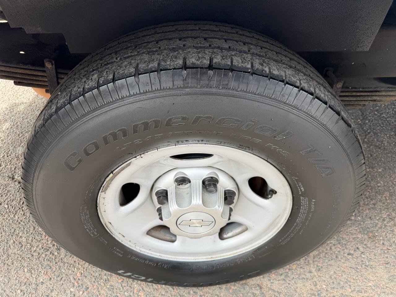 Used 2016 Chevrolet Express 3500 image 31