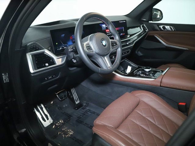 Used 2025 BMW X5 M60i AWD/4WD image 19