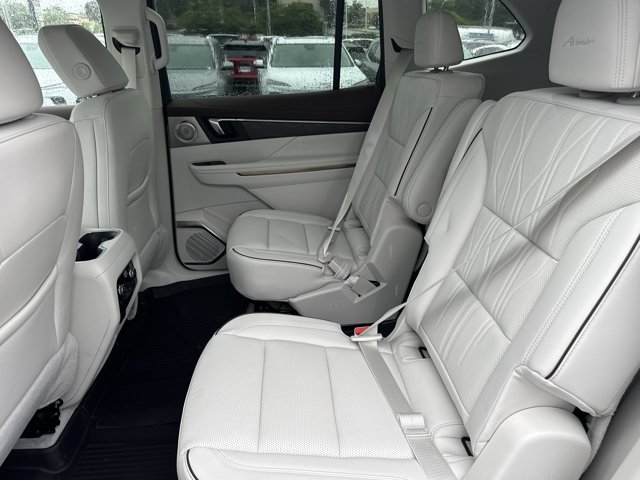 New 2026 Buick Enclave Avenir w/ Super Cruise Package FWD image 6