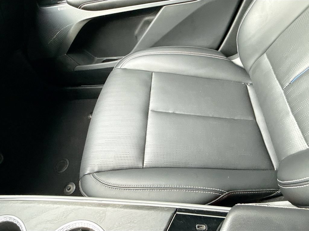 Used 2023 Cadillac Lyriq AWD image 18