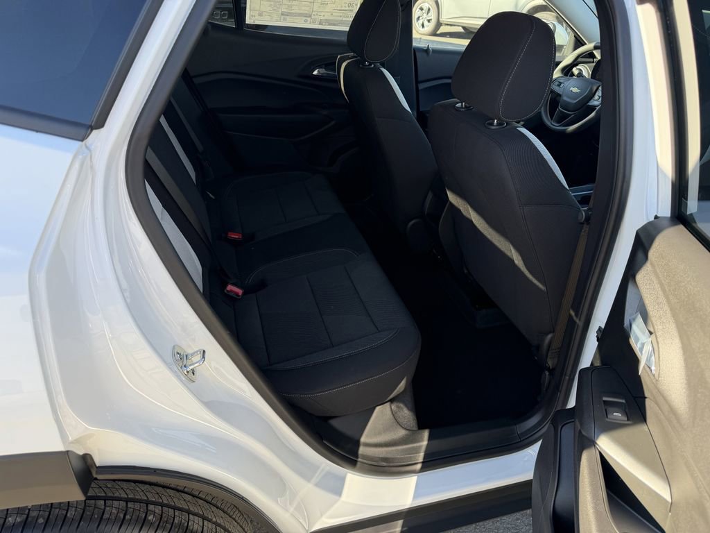 New 2026 Chevrolet Trax LS image 10