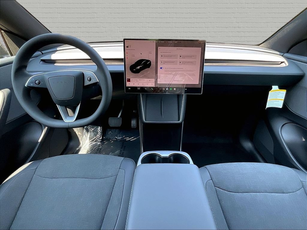 Used 2026 Tesla Model Y 2WD image 7