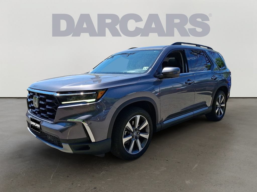 Used 2025 Honda Pilot Elite image 3