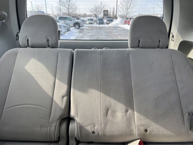 Used 2011 Toyota Sienna LE w/ Towing Pkg image 28