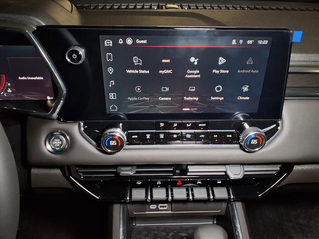 New 2026 GMC Canyon Elevation w/ Convenience Package image 18