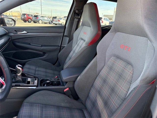 Used 2024 Volkswagen GTI SE image 12