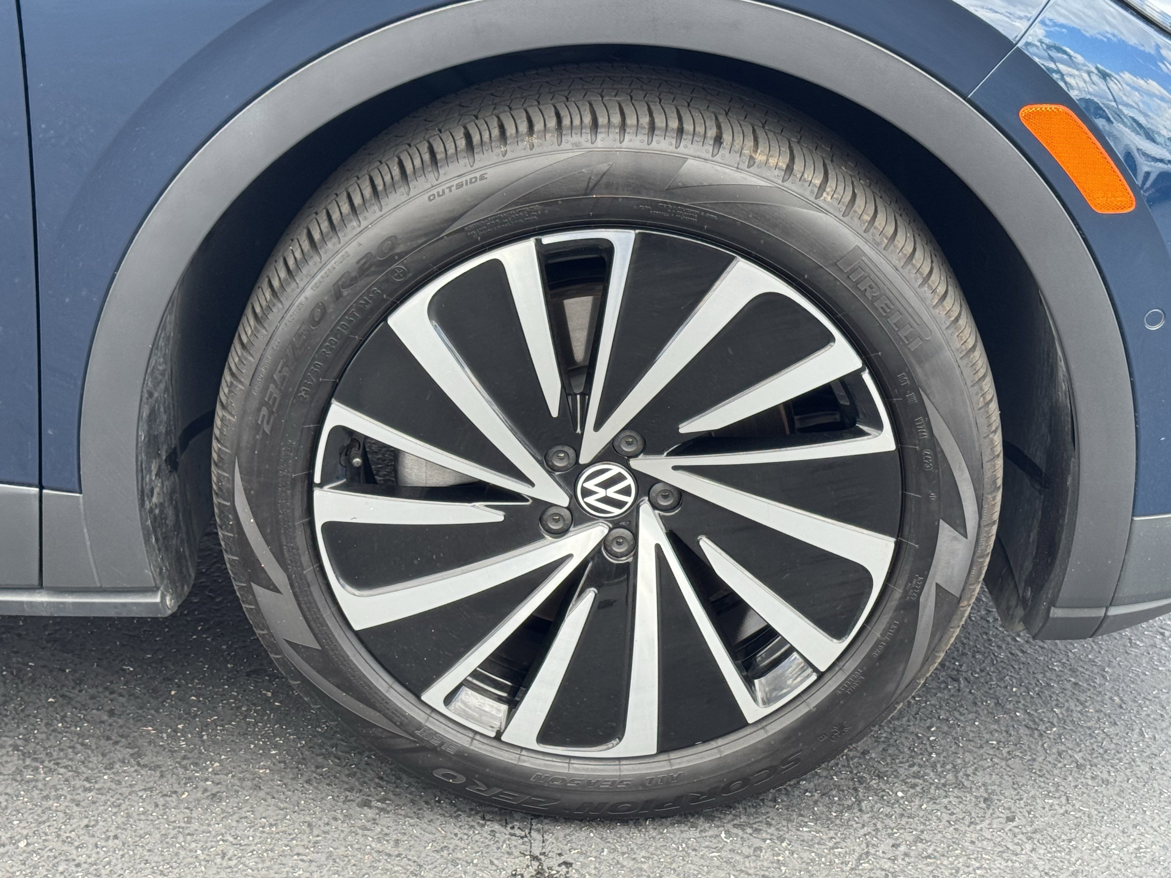 Used 2023 Volkswagen ID.4 Pro S Plus RWD image 12