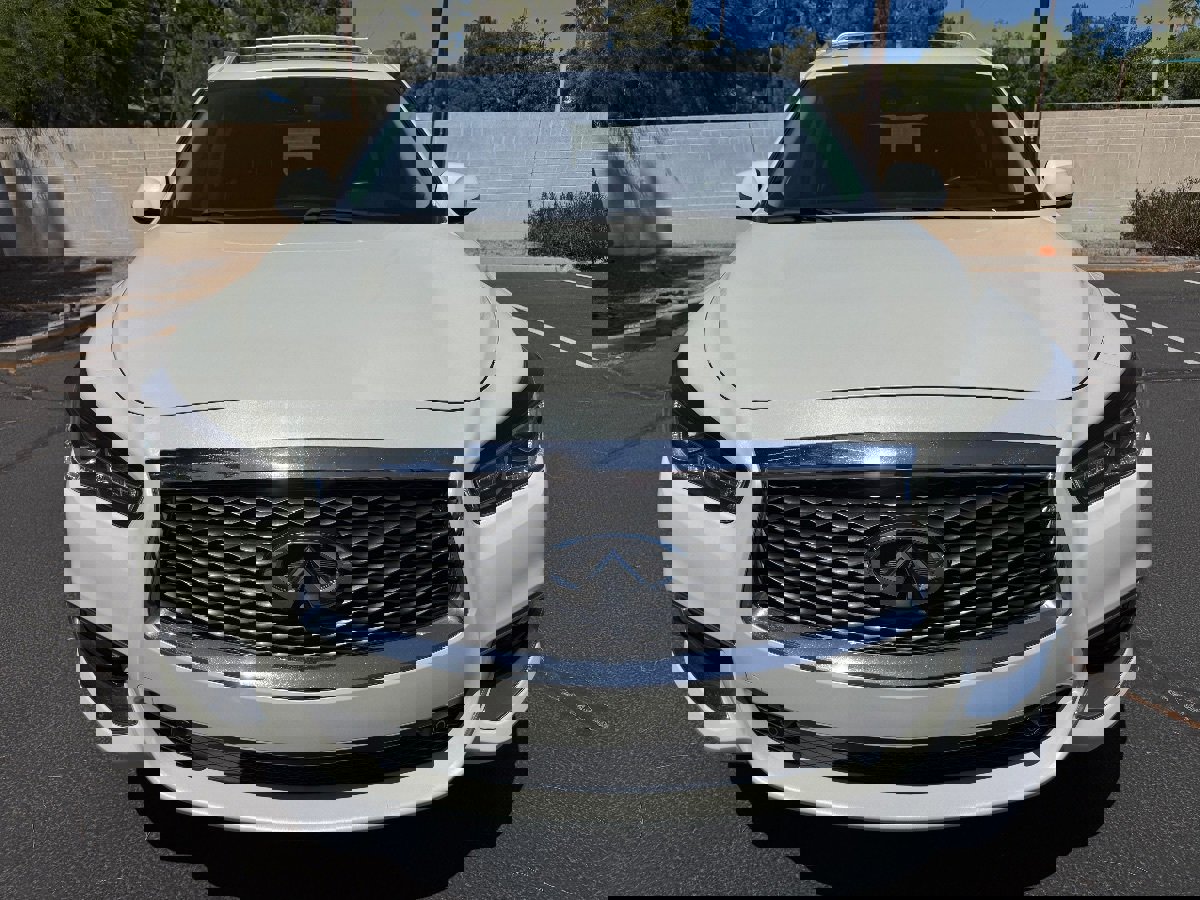 Used 2017 INFINITI QX60 FWD w/ Deluxe Technology Package image 3