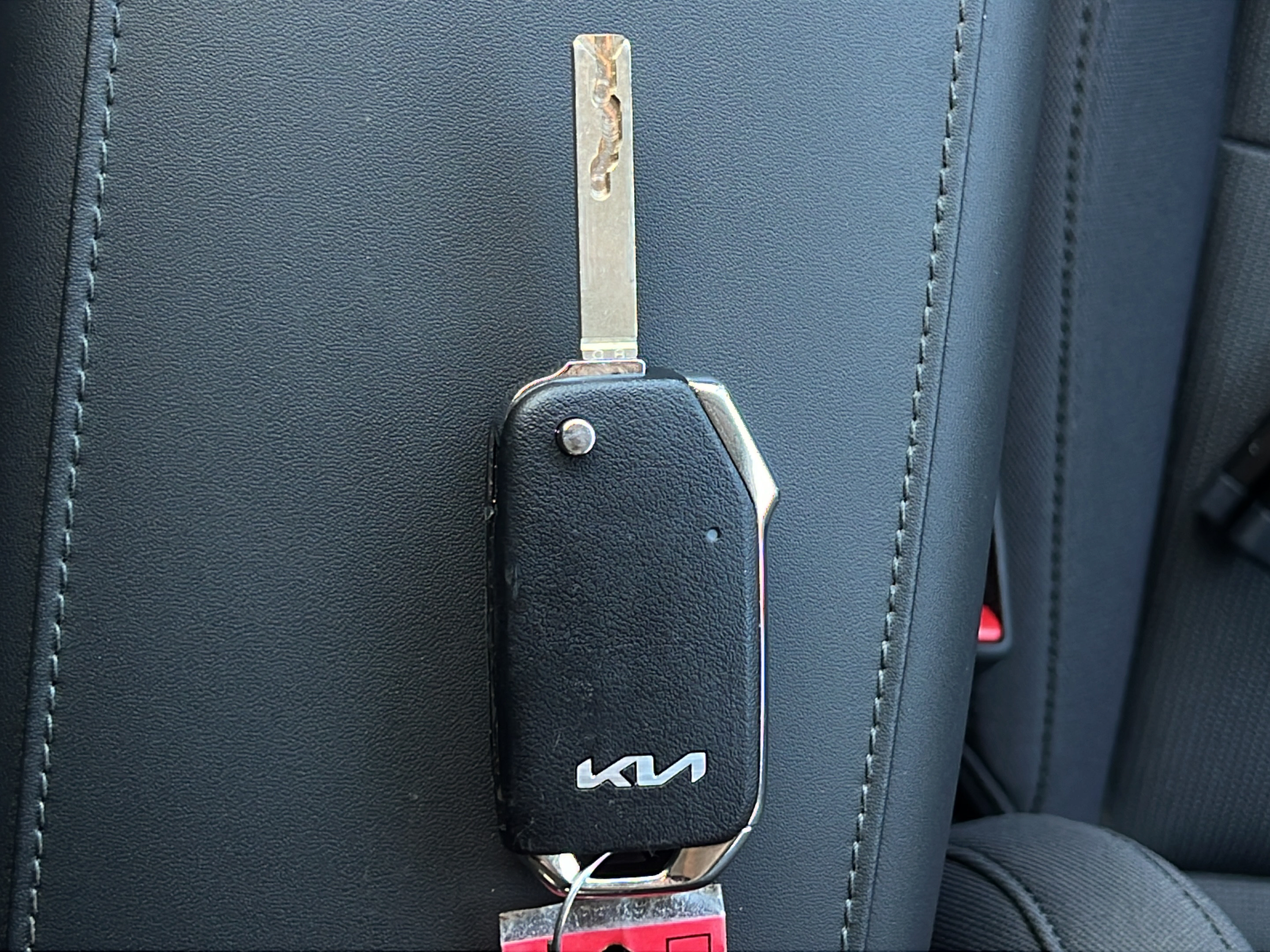 New 2026 Kia Niro LX FWD image 22