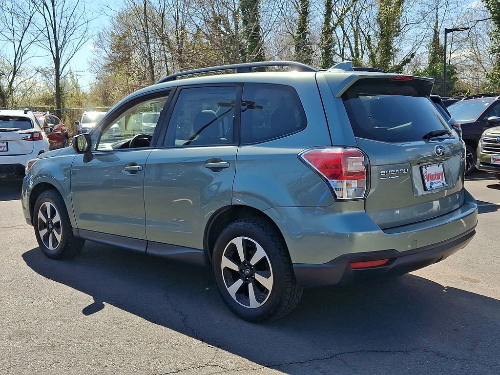 Used 2018 Subaru Forester 2.5i Premium AWD/4WD image 4