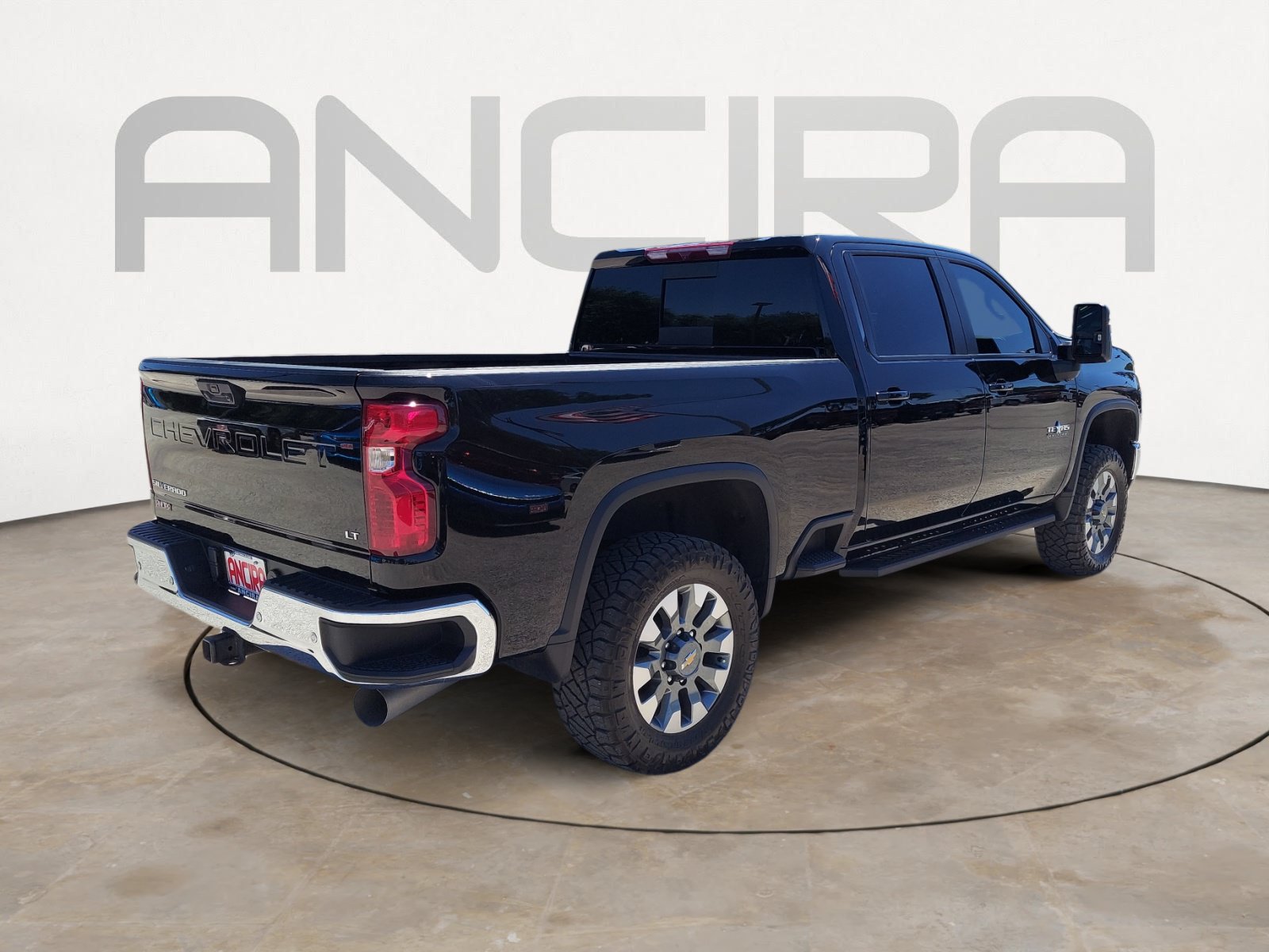 Used 2024 Chevrolet Silverado 2500 LT w/ Texas Edition AWD/4WD image 10