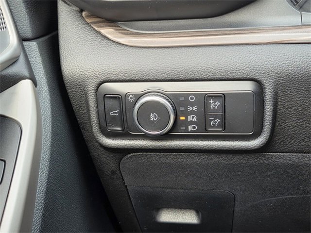 Used 2023 Ford Explorer Limited image 36