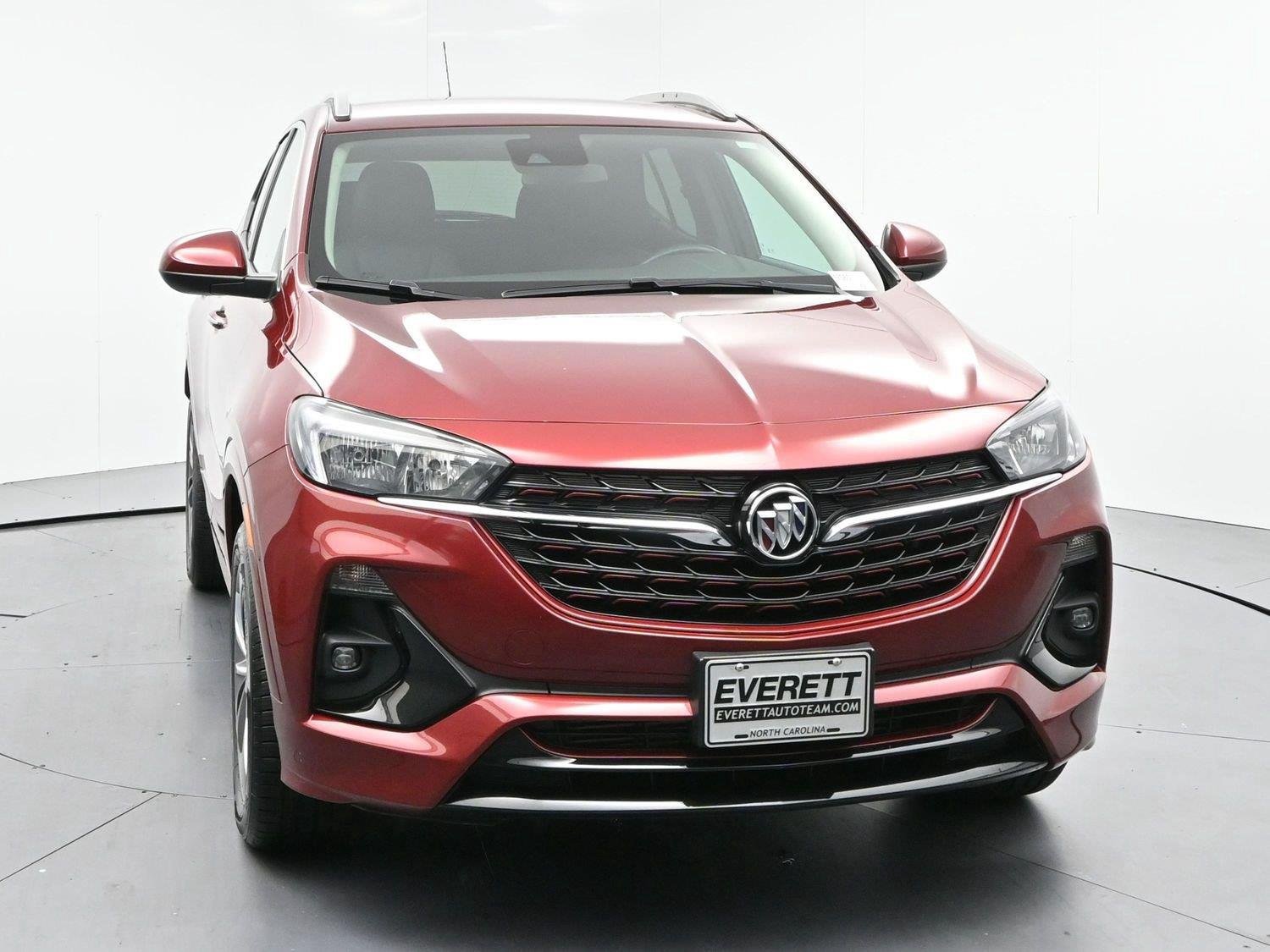 Used 2022 Buick Encore GX Select w/ Sport Touring Package AWD/4WD image 2