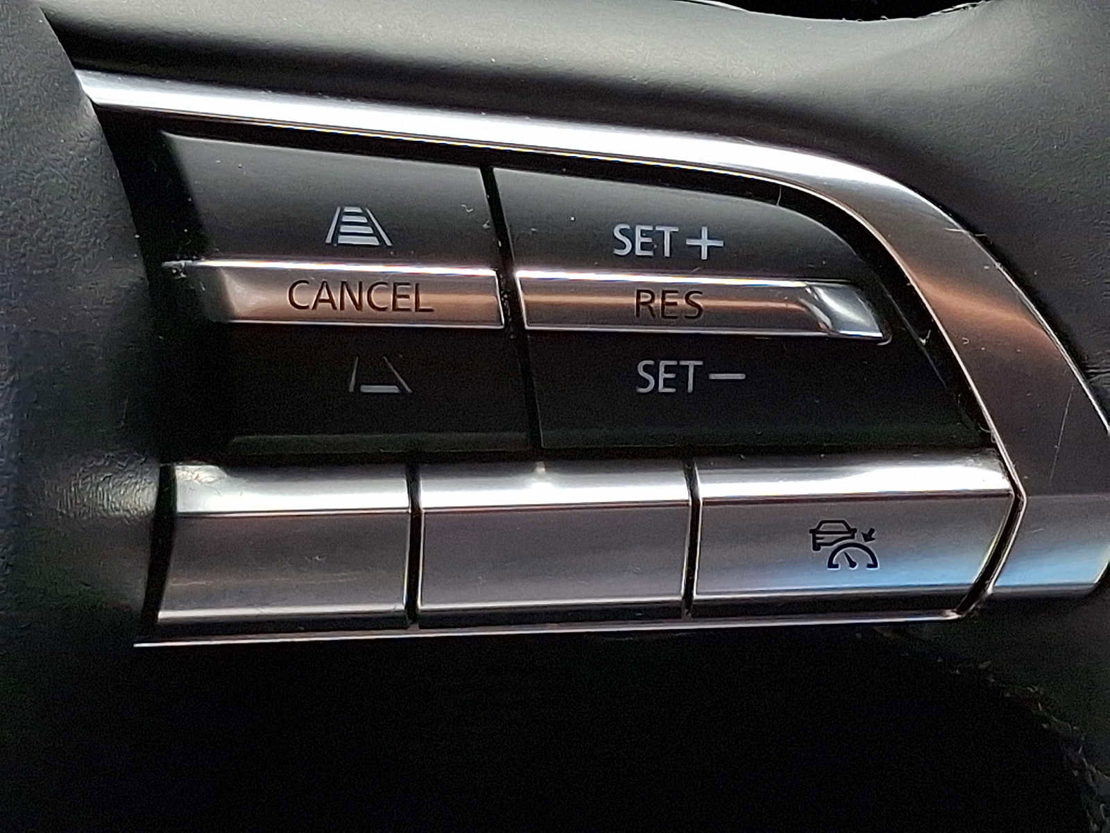 Used 2021 MAZDA CX-30 AWD 2.5 S w/ Premium Package image 24