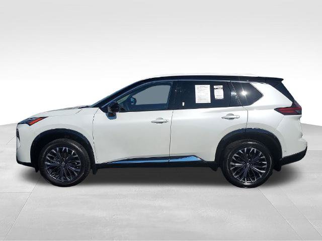 Certified 2026 Nissan Rogue Platinum w/ Platinum Premium Package AWD/4WD image 2