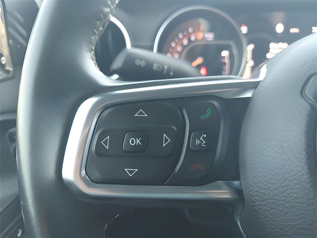 Used 2018 Jeep Wrangler Unlimited Sahara image 27