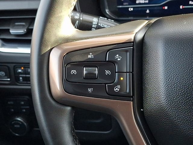 Used 2023 Chevrolet Suburban High Country image 22