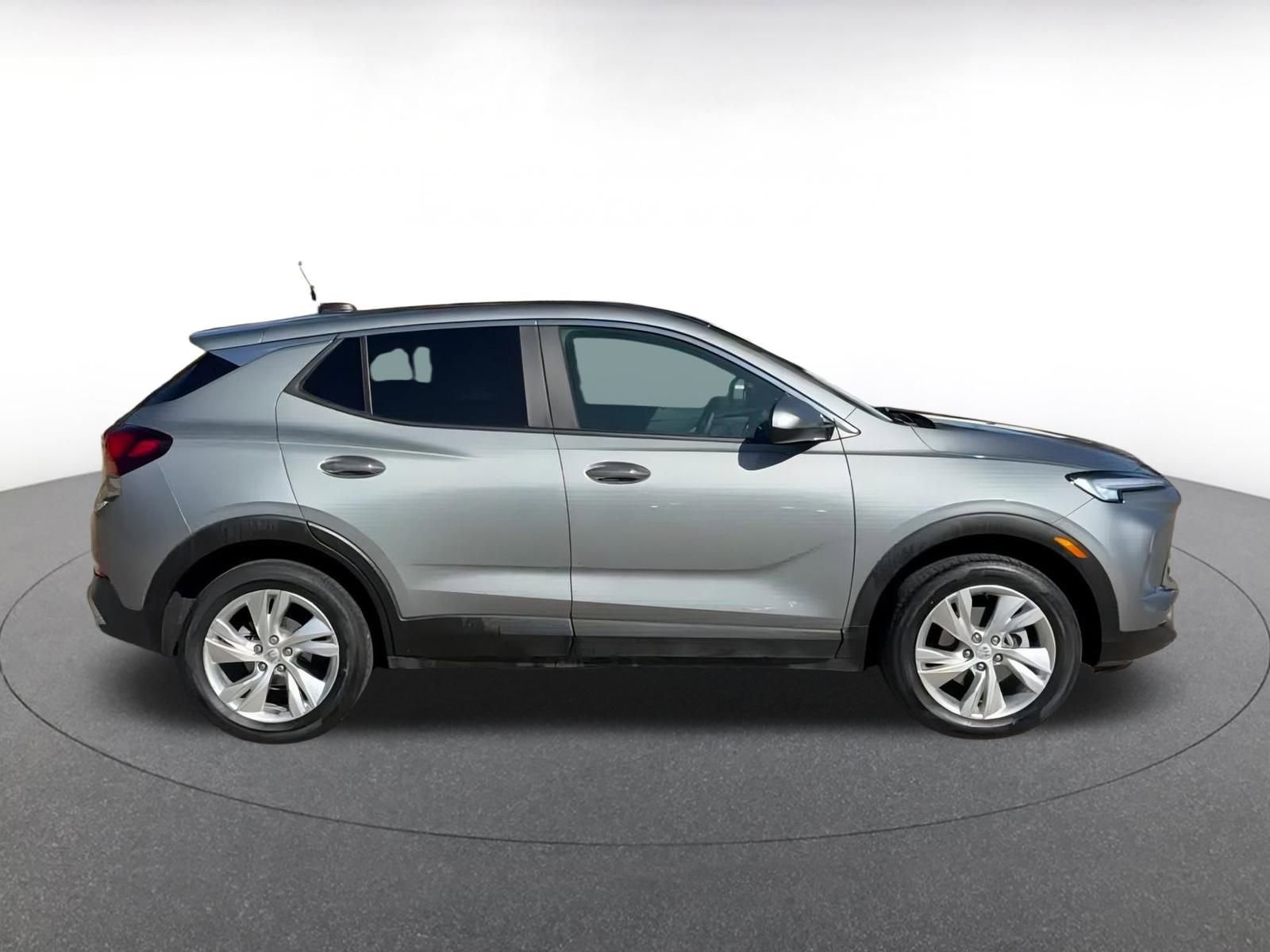 Used 2025 Buick Encore GX Preferred image 16