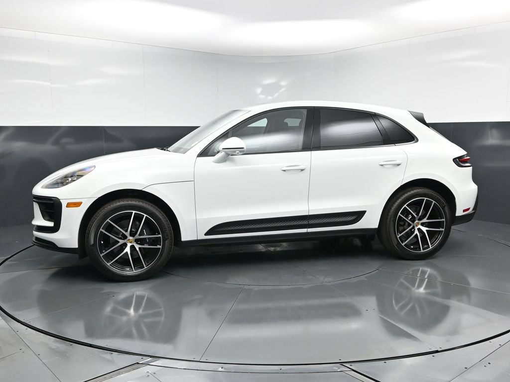 New 2026 Porsche Macan AWD/4WD image 2