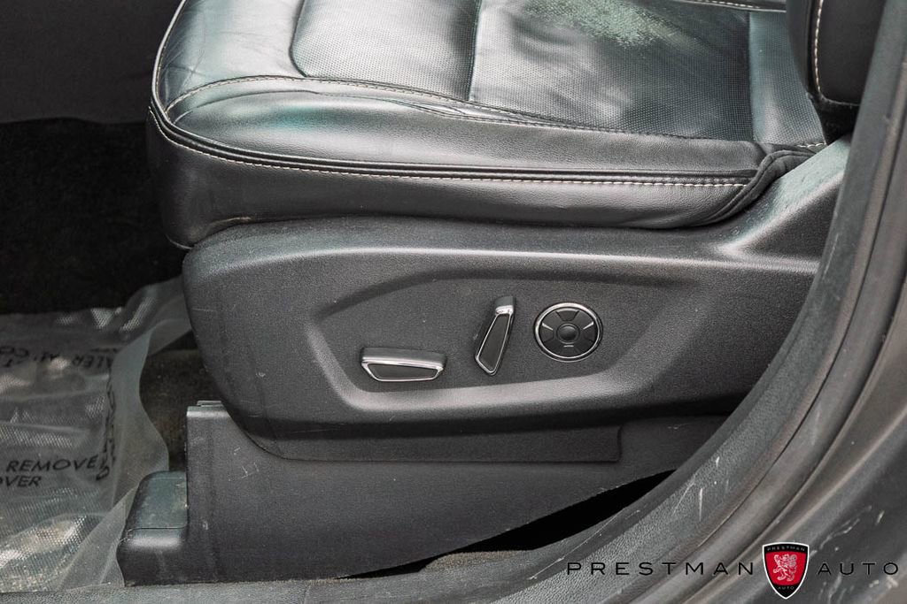 Used 2017 Ford Explorer Platinum AWD/4WD image 25