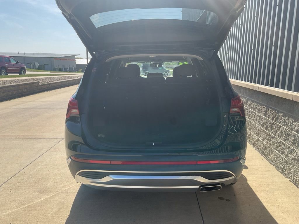 Used 2022 Hyundai Santa Fe SEL w/ Convenience Package image 17