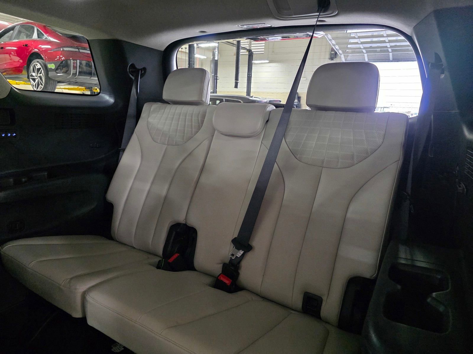 Used 2023 Hyundai Palisade Limited image 13