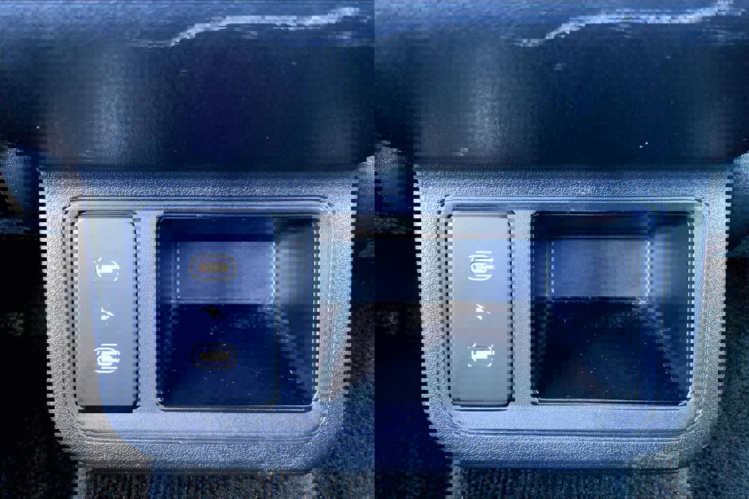 Used 2025 Kia K4 LXS image 34