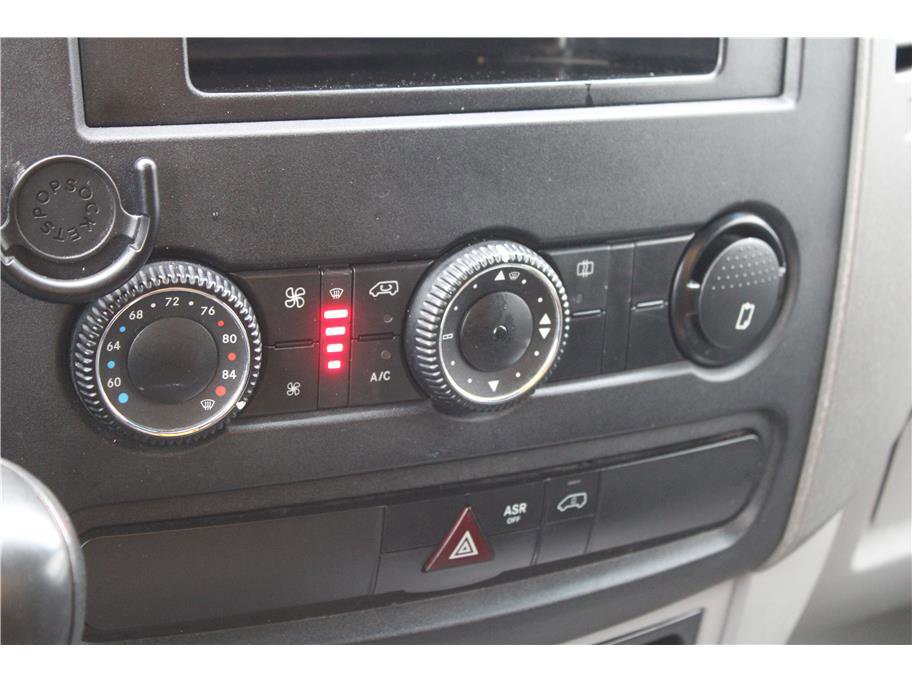 Used 2012 Mercedes-Benz Sprinter 3500 image 19