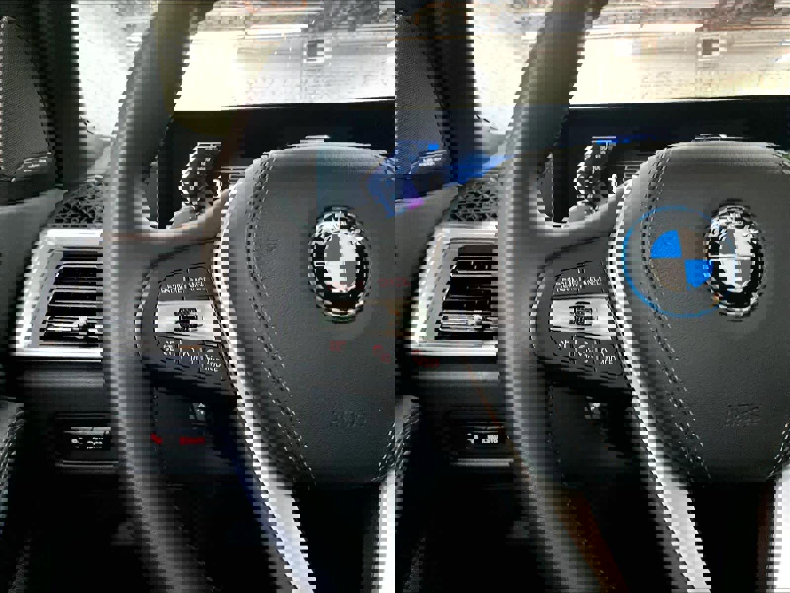 Used 2025 BMW X5 xDrive50e w/ Premium Package image 20