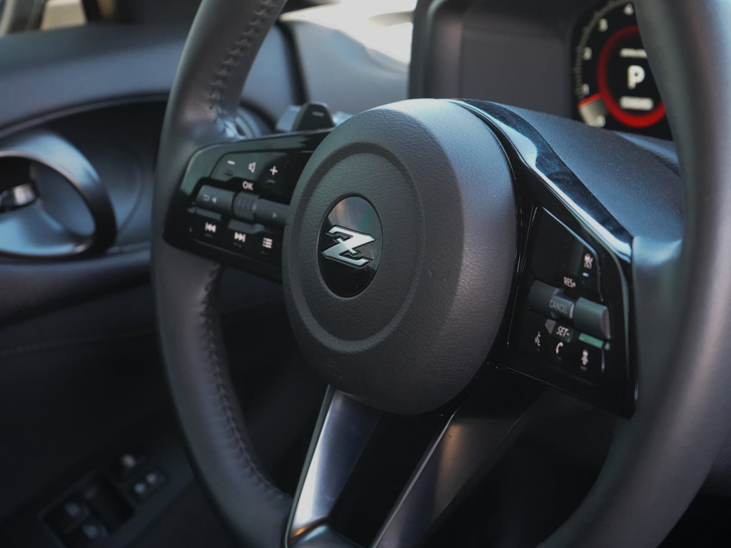 Used 2024 Nissan Z Sport w/ Floor Mat Package image 32