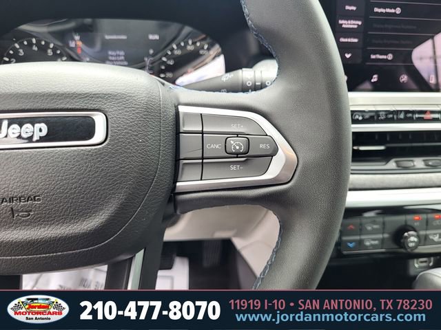 Used 2022 Jeep Compass Latitude FWD image 28