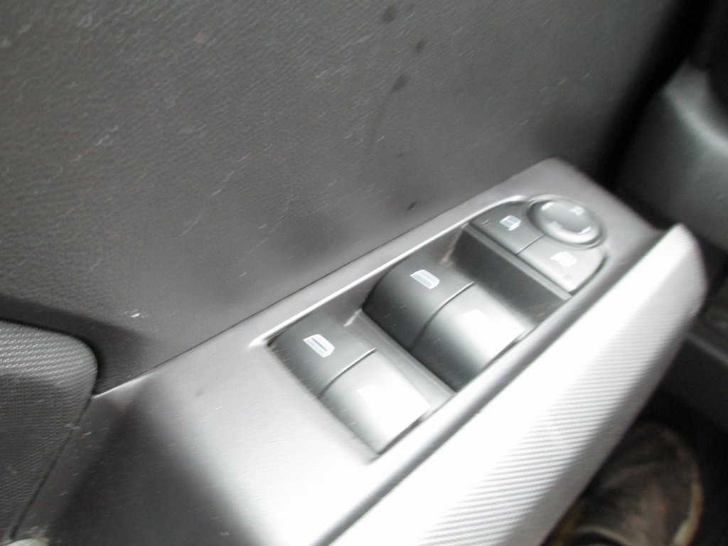 Used 2023 Chevrolet Colorado W/T image 21