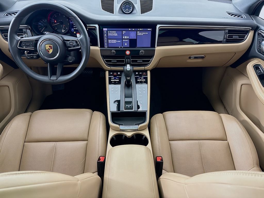 Certified 2023 Porsche Macan Turbo image 27
