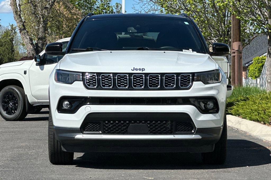 Used 2024 Jeep Compass Limited AWD/4WD image 9