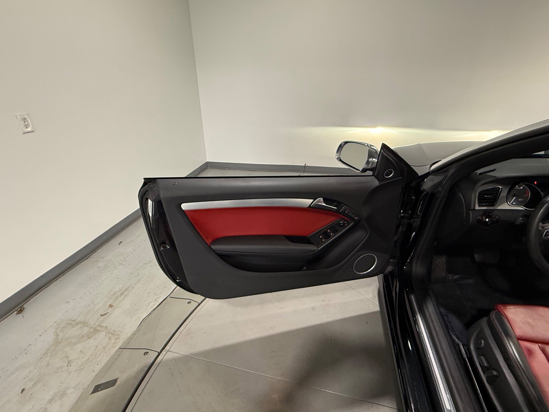 Used 2010 Audi S5 Prestige image 24