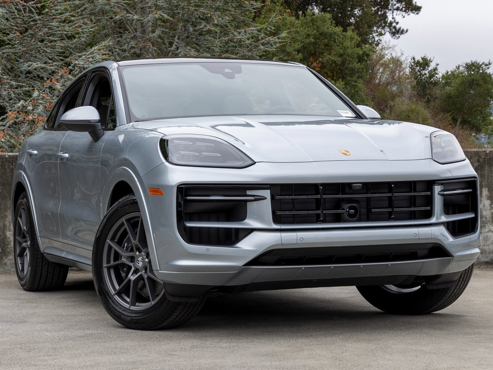 New 2026 Porsche Cayenne Coupe image 6