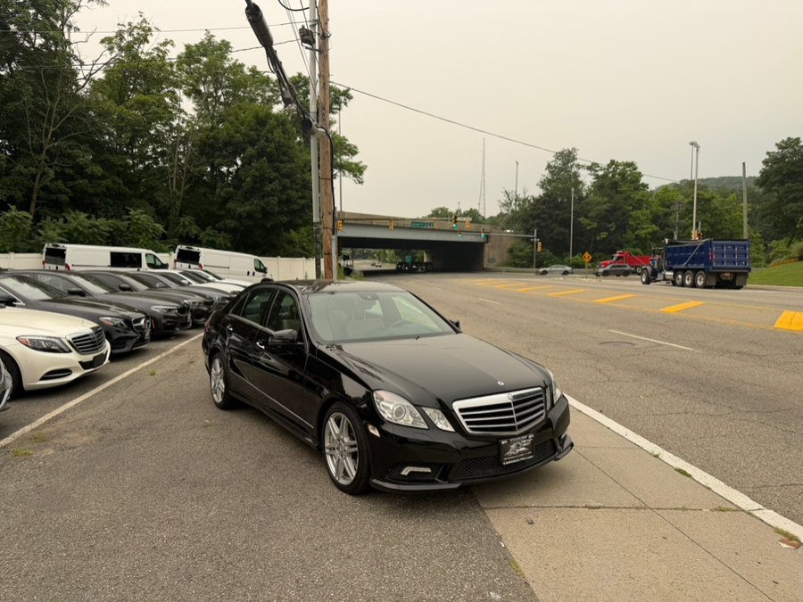 Used 2010 Mercedes-Benz E 350 4MATIC Sedan image 11